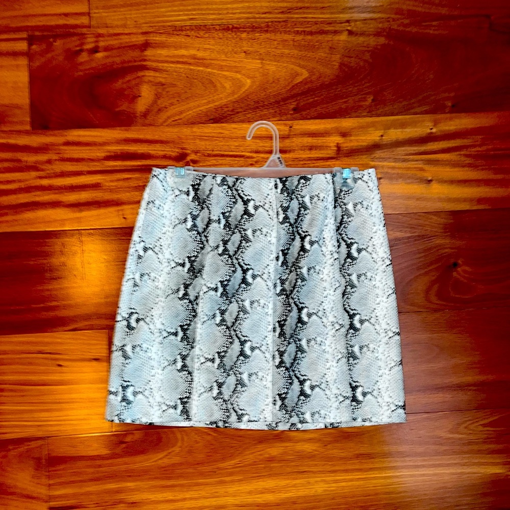 Snakeskin skirt!